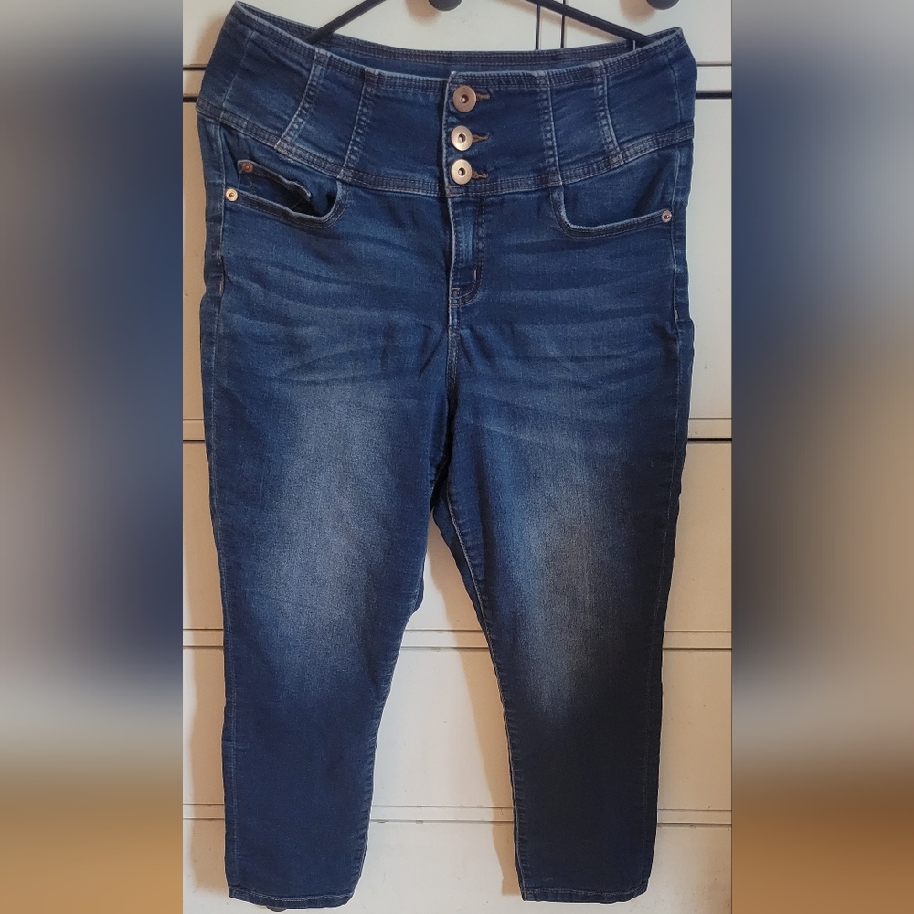 No Boundaries women's skinny jeans